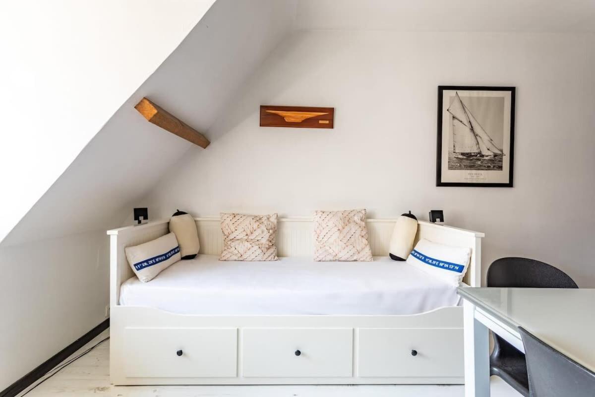 Le Capucin - Petit Duplex Avec Place De Parking Dinard Exterior foto